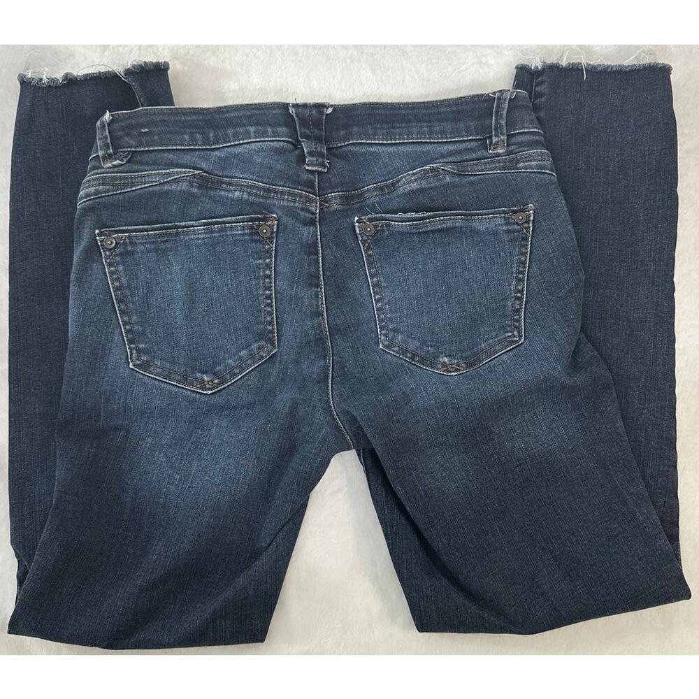 WIT & WISDOM Medium Wash Denim Raw Hem Skinny Jean Size 2 - Picture 3 of 4